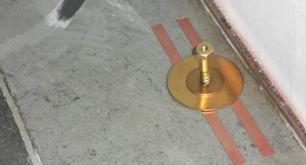 ZBS 220W ANTİSTATİK CONDAKTİVE SONKAT EPOKSİ ZEMİN BOYASI (Antistatik elk.akımını deşarj eder)