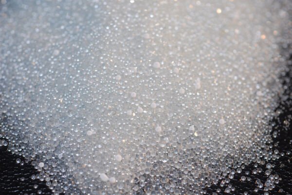 ZBS CAM KÜRECİĞİ (Işık kaynağı görünce, yansıma yaparak, reflektif görünüm sağlar)