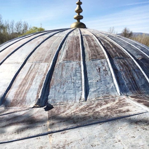 ZBS KURŞUN BOYASI (Cami kubbelerinin ve çatılarının kurşun zeminleri için)